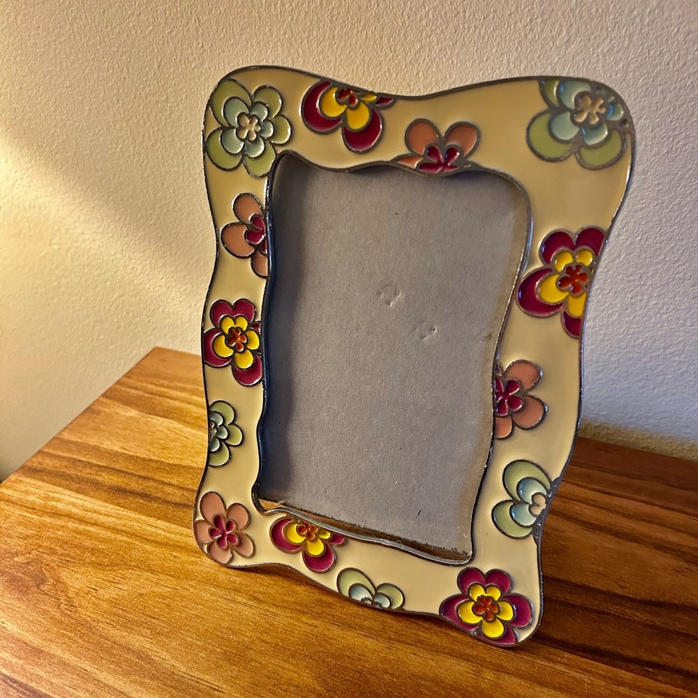Sonoma Metal Boho Multi Color Flower photo frame 6” X 7 1/2” - Picture 3 of 7